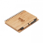 Libreta reciclada con boli y tapas de bambú A5 hojas a rayas Bamboo color madera vista principal cuarta vista