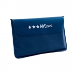Almohadilla inflable de viaje personalizada con logo Basic Style color azul en funda con logo