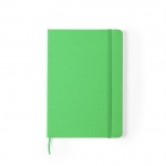 Libreta reciclada personalizada barata A5 hojas a rayas RPET color verde primera vista