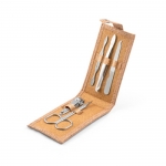 Set de manicura con 6 utensilios en acero inoxidable en funda Corkstyle color natural tercera vista