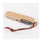 Navaja personalizada de acero y bambú con 9 funciones Zermatt color madera tercera vista