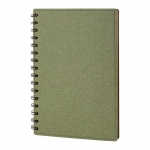 Cuaderno con tapas de cartón reciclado A5 hojas a rayas CardBoard color verde primera vista