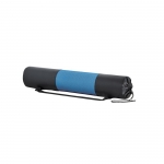 Esterilla de yoga con funda personalizada con logo Namaste color azul claro en funda