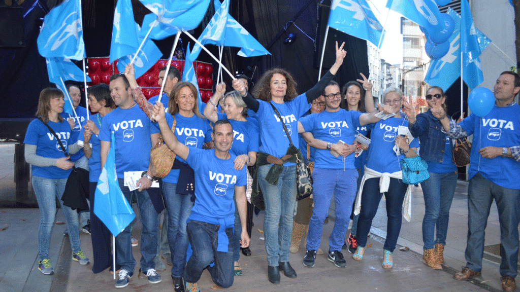 Merchandising político: así utilizan los partidos sus artículos publicitarios en elecciones