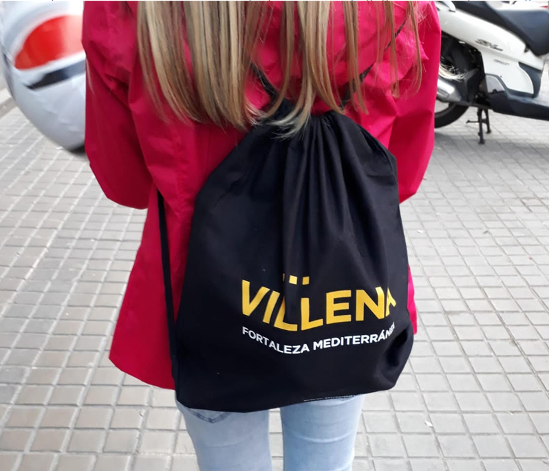 Mochilas serigrafiadas con el logo de empresa