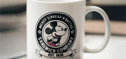 Taza de disney con Mickey Mouse