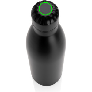 Parte frontal y baja del artículo