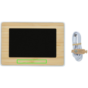 Parte frontal y alta del artículo