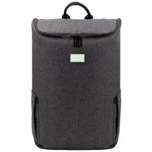 En la placa de metal