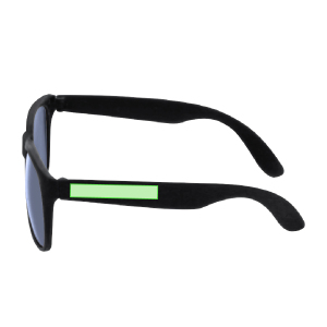 En la patilla izquierda