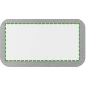 En la placa de metal