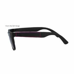 1 cm de la bisagra izquierda