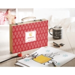 Set pinturas personalizado con 66 componentes Happy Kid color madera tercera vista bodegón 2