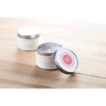 Velas corporativas aromáticas en caja de latón para decorar Fragrance color blanco cuarta vista bodegón 2