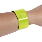 Pulsera reflectante plegable de PVC en color neón VisiPulse color amarillo cuarta vista