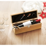 Set de vino personalizado en caja de bambú promocional Semillon color madera cuarta vista bodegón
