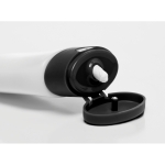 Protección solar con factor 20 con mosquetón 30ml Protekt color negro cuarta vista