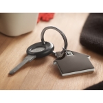 Llavero de merchandising en forma de casa con toque de color Home color blanco vista bodegón