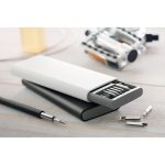 Set de herramientas con 24 destornilladores de precisión Magnet color negro vista bodegón