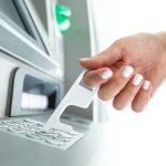 Llavero higiénico antibacteriano y anticontacto con logotipo