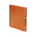Libreta reciclada color llamativo con boli A4 hojas lisas ECOriginal color naranja primera vista