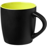 Taza negra de cerámica con interior de color y 340ml Colormixt Black color verde lima segunda vista frontal