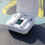 Auriculares inalámbricos carga solar y pantalla Solar Charging quinta vista