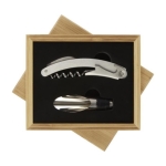 Kit de dos complementos para vino: sacacorchos y decantador Crianza color madera clara segunda vista