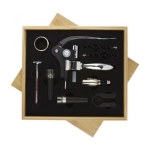 Set de 9 accesorios personalizados para vino Set Gran Reserva color madera clara segunda vista