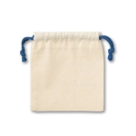 Sencillo juego tres en raya de madera en bolsa de algodón color natural en funda segunda vista