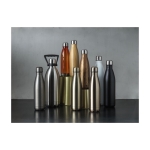 Botella termo personalizada de diseño original de colores 750ml Cove color plateado imagen de estilo de vida