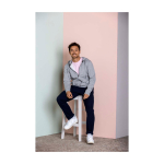 Sudadera de algodón y poliéster con capucha 300 g/m2 Elevate Life color arena imagen de estilo de vida 2