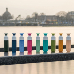 Botella reutilizable personalizada Dopper de colores 450ml Original color rojo cuarta vista