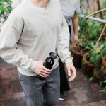 Botellas térmicas eco elegantes 580ml Dopper Blazing Black Insulated color negro cuarta vista