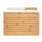 Set de tabla publicitaria con cuchillo para cortar pan Baguette color madera tercera vista