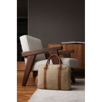 Maletín para portátil acolchado reciclado elegante 16'' color beige vista de ambiente