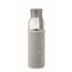 Botella de cristal reciclado con funda y tapón antifugas 500ml color gris