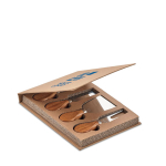 Set de 4 cuchillos para queso con mangos de madera de caucho color madera vista de impresión