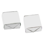 Chocolates de leche en forma de cubo con variedad de rellenos color chocolate con leche segunda vista