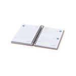 Agendas con logotipo de cuero reciclado con vista diaria y cierre A5 color caqui cuarta vista