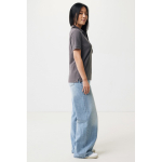 Polo de piqué regular fit de algodón eco 220 g/m2 Iqoniq Yosemite color plateado mate tercera vista con modelo