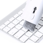 Set de limpieza para gadgets tecnológicos de 6 funciones novena vista