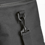 Nevera aislante de plástico reciclado con apertura amplia 10L color negro segunda vista de detalle