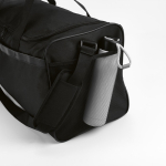 Bolsa deportiva impermeable de plástico eco con bolsillo oculto 50L color negro cuarta vista