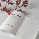 Libreta con tapa blanda elaborada en parte con cáscara de maíz A5 color amarillo tercera vista