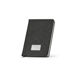 Cuaderno de tapa dura en piel sintética reciclada con dos bolsillos A5 color negro cuarta vista