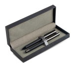 Roller y bolígrafo de metal y carbono estilo moderno tinta azul