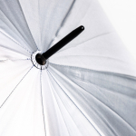 Paraguas automático de poliéster 190T con exterior plateado Ø102 vista con varios colores