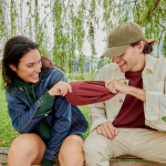 Gorra desestructurada con cierre hebilla y mezcla de algodón 280 g/m2 vista de ambiente