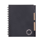 Libreta con bolígrafo de tinta azul y papel reciclado de hojas lisas color negro quinta vista